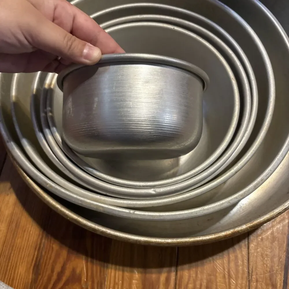 Bakermate Cake Pans Set Of Seven, 16,14,12,10,9, 8,6, Inches Round